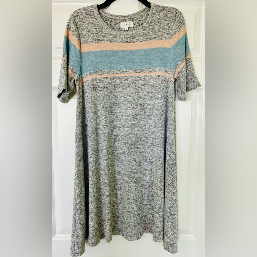 Lou & Grey Heathered Gray Knit Short Sleeve Swing Dress